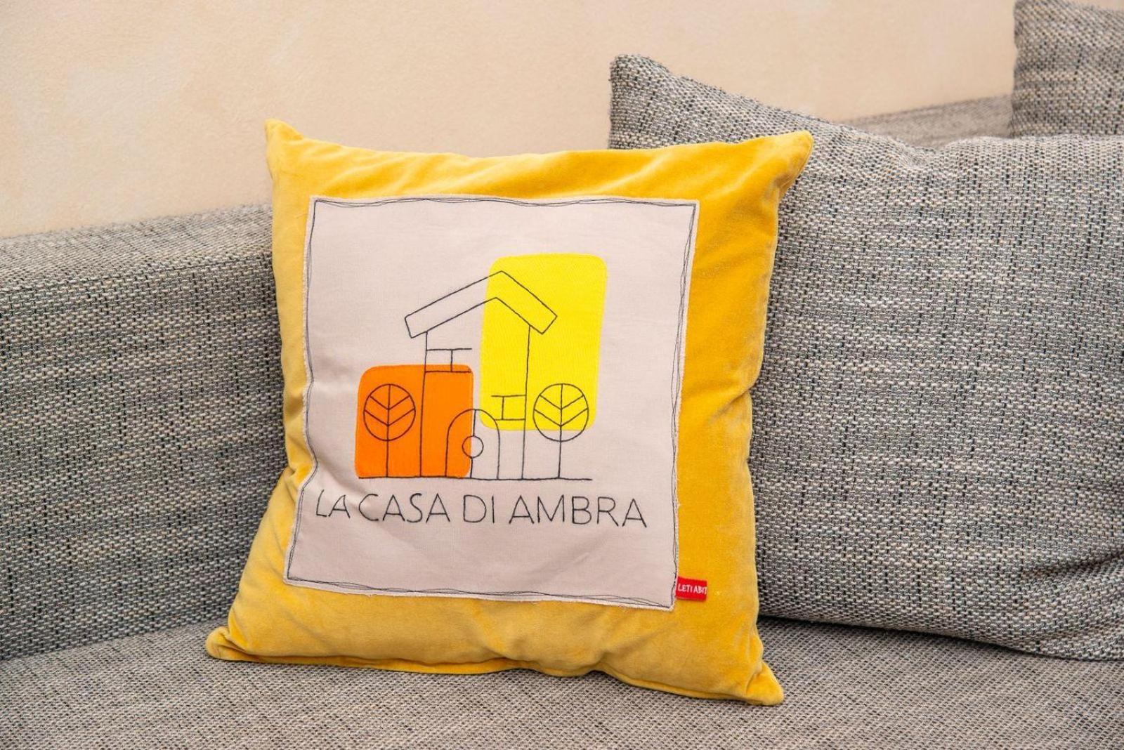 林比亚泰La Casa Di Ambra公寓 外观 照片